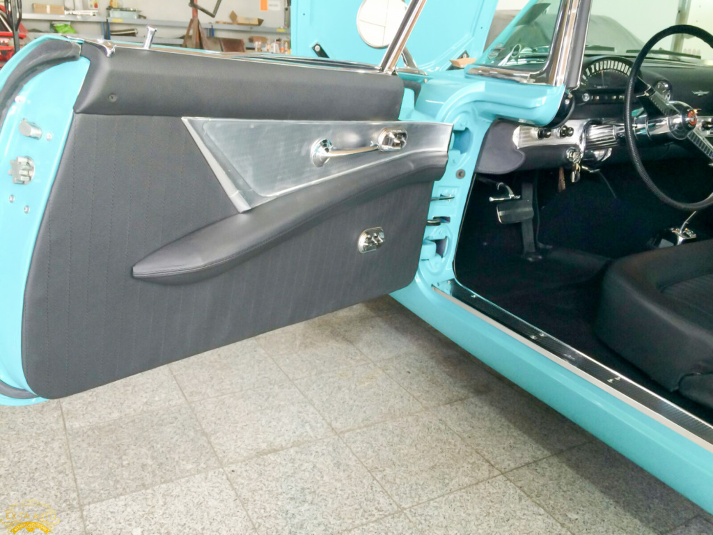 Tapițerie Ford Thunderbird realizată de Ex-Ta Auto