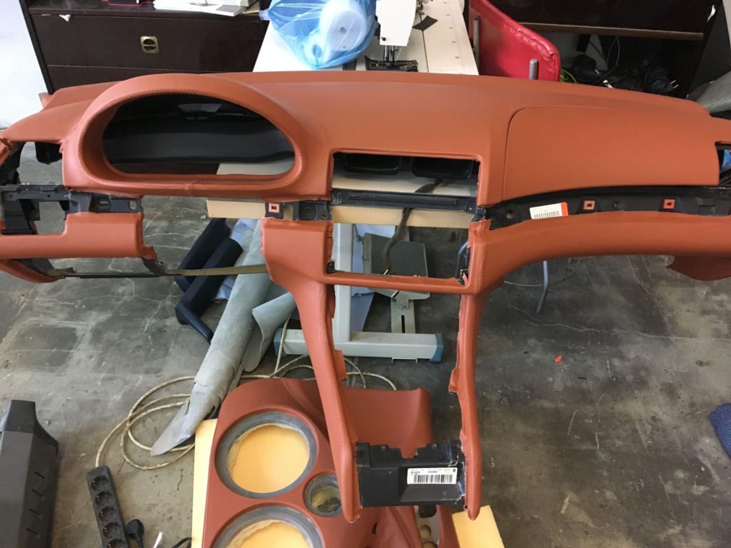 bord piele auto