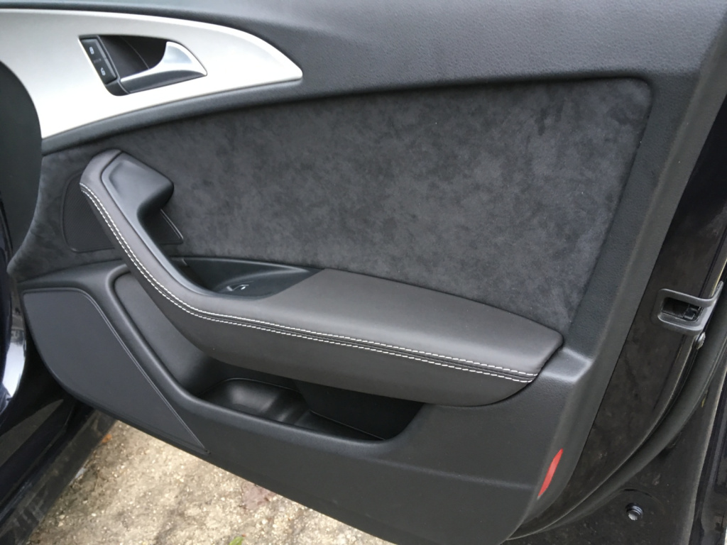 tapițerie alcantara audi
