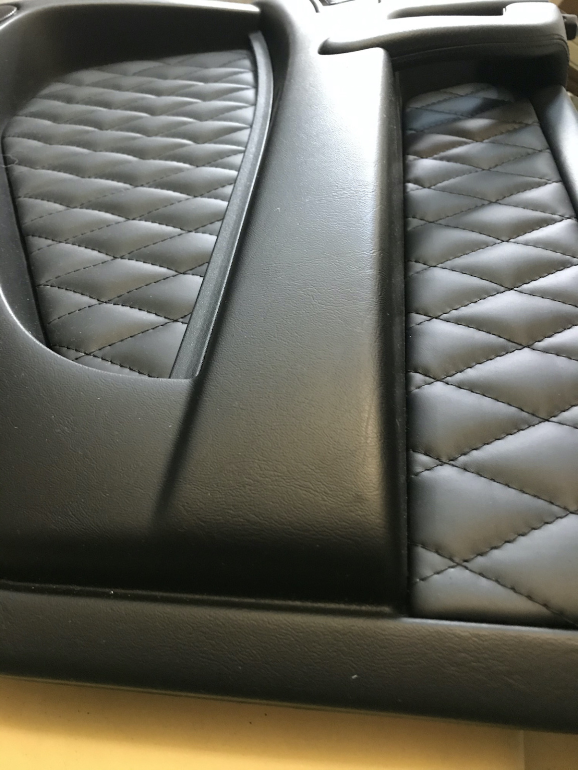 Tapițerie Mercedes Clasa G realizată de Ex-Ta Auto