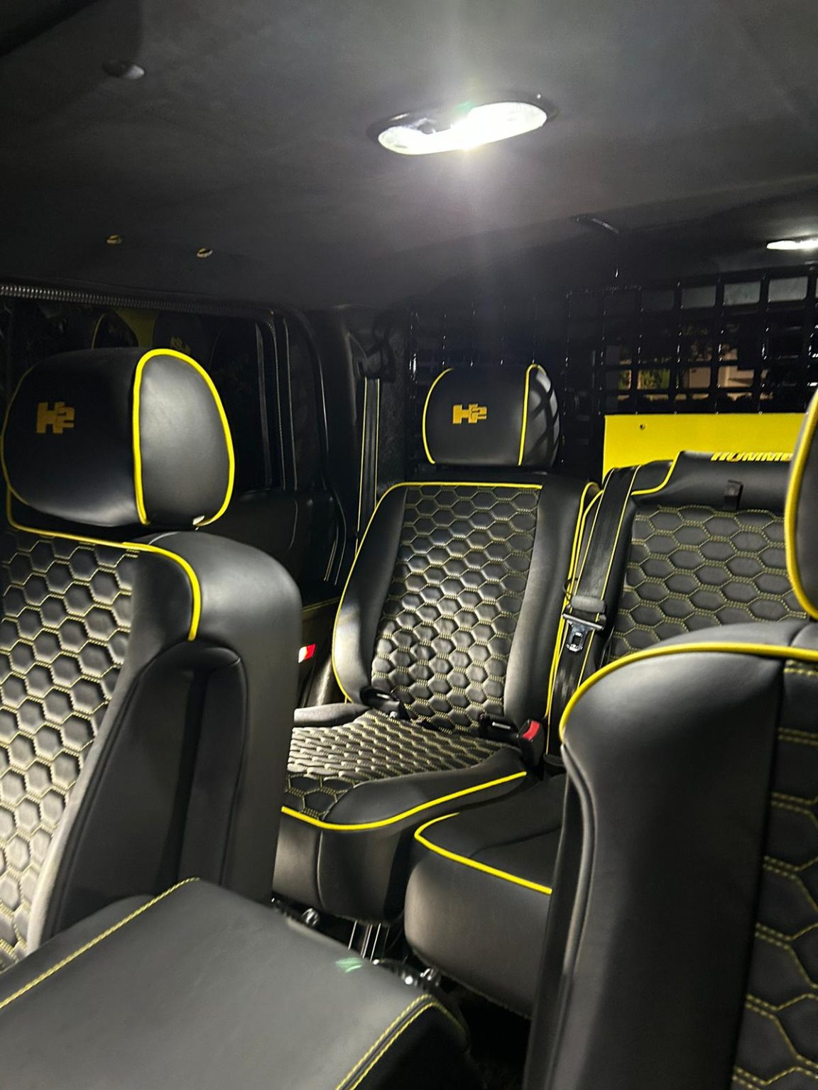 Tapițerie Hummer H2, lucrare Ex-Ta Auto