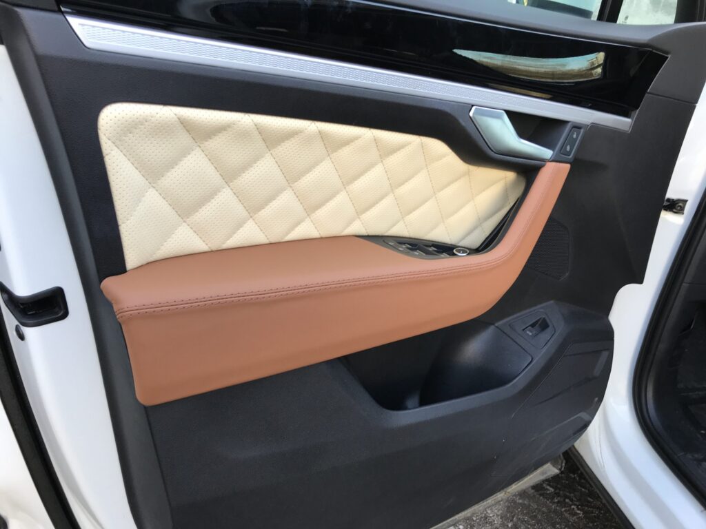 Tapițerie VW Touareg, lucrare Ex-Ta Auto
